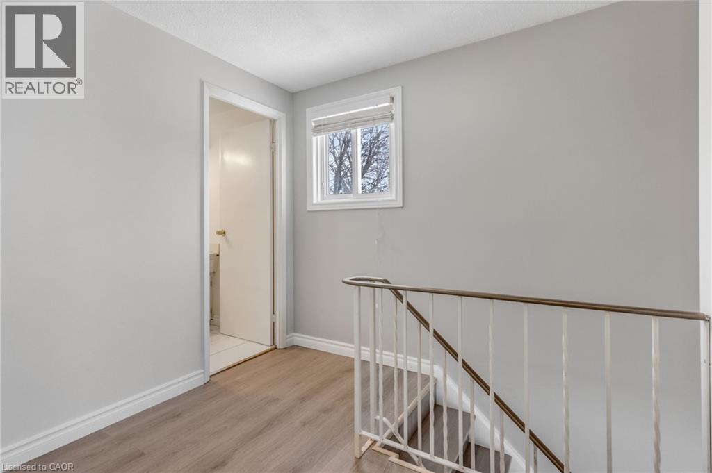 111 Manor Drive, Kitchener, Ontario  N2A 2T9 - Photo 23 - 40852636