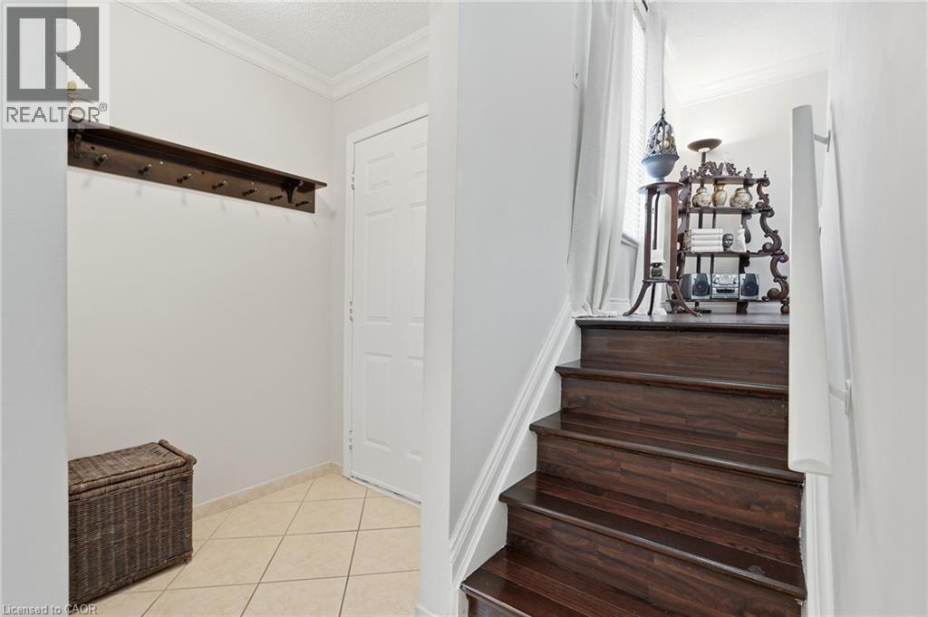 30 Twinoaks Crescent, Stoney Creek, Ontario  L8J 2E9 - Photo 29 - 40854842