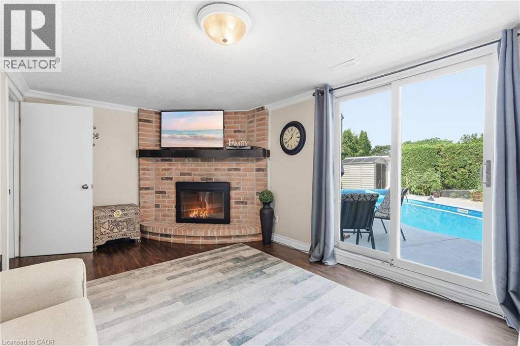 30 Twinoaks Crescent, Stoney Creek, Ontario  L8J 2E9 - Photo 32 - 40854842