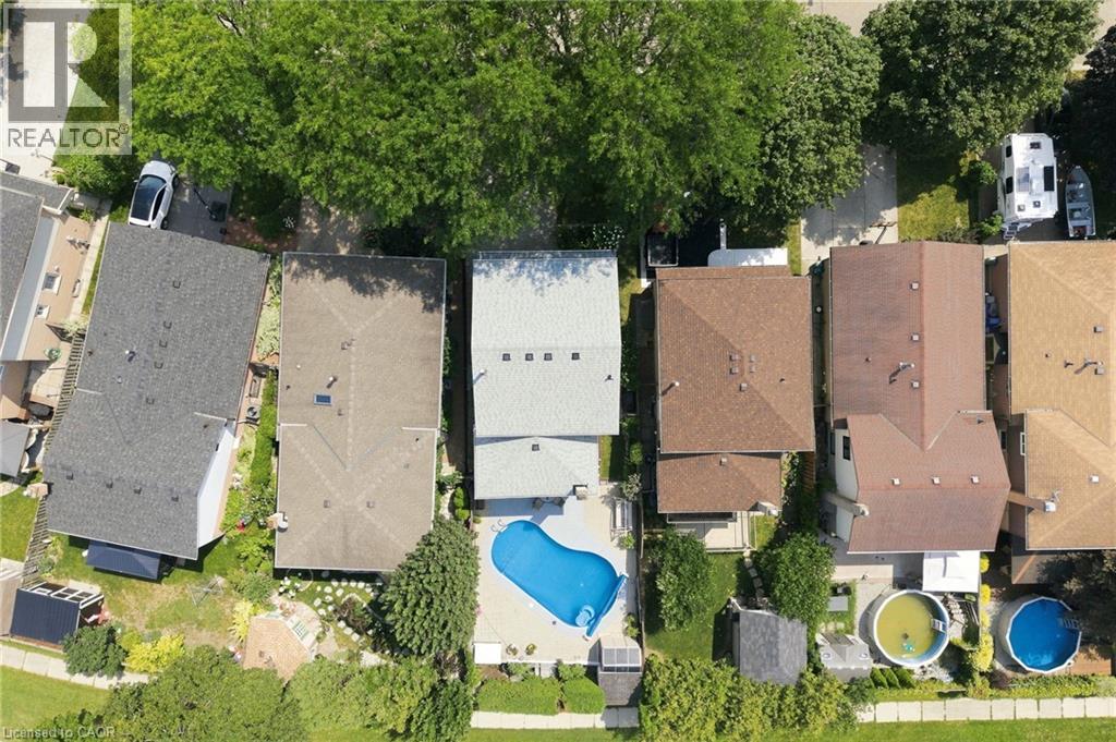 30 Twinoaks Crescent, Stoney Creek, Ontario  L8J 2E9 - Photo 45 - 40854842