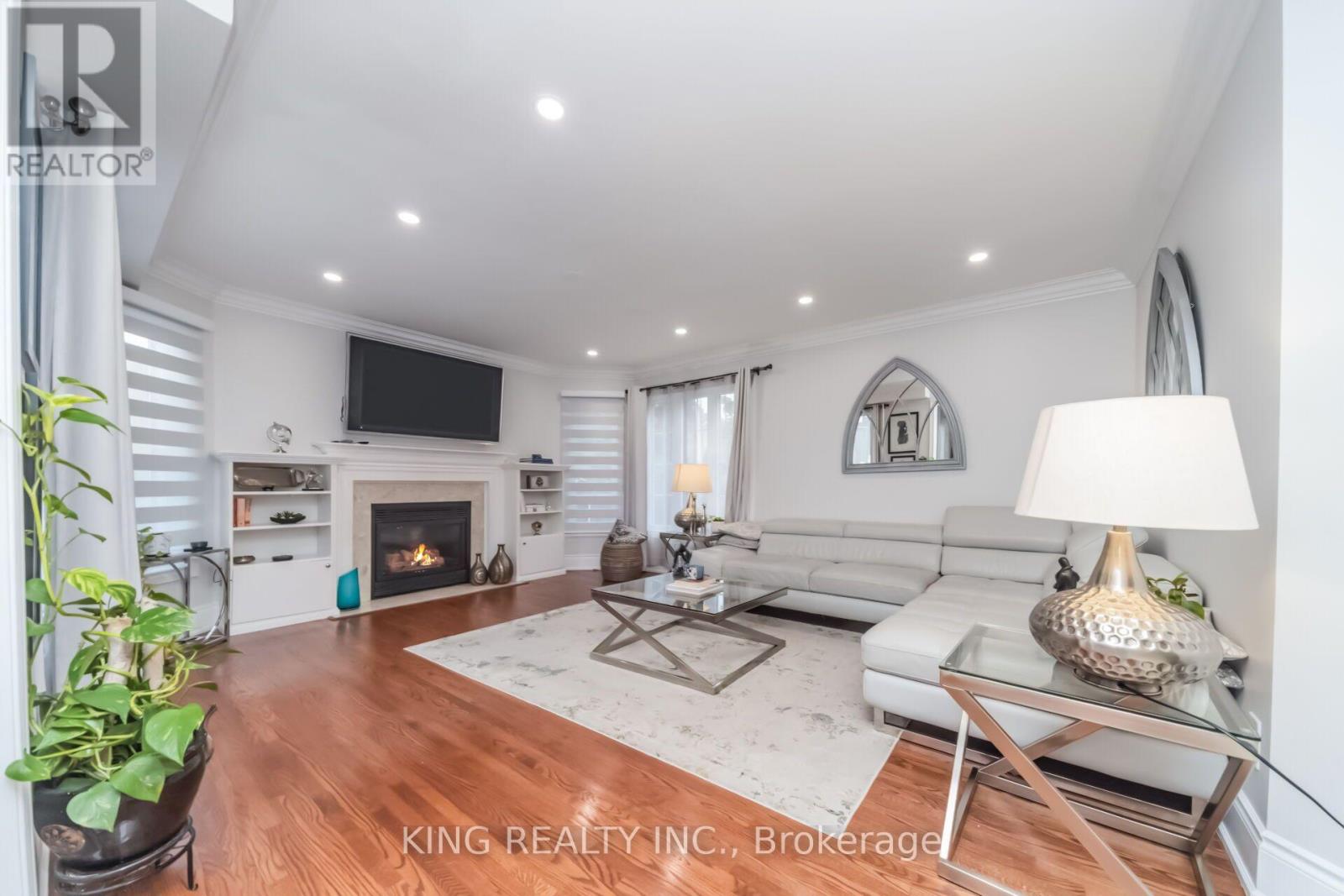 1427 Grossi Street, Mississauga, Ontario  L5V 1T9 - Photo 12 - W13677300