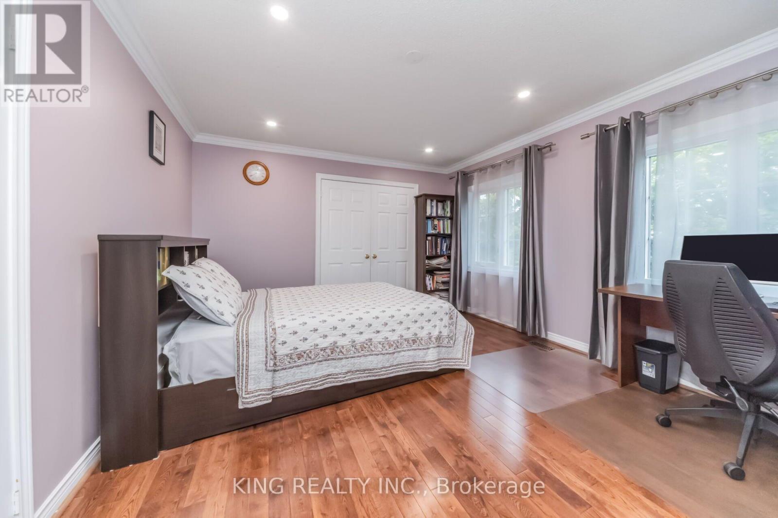 1427 Grossi Street, Mississauga, Ontario  L5V 1T9 - Photo 27 - W13677300