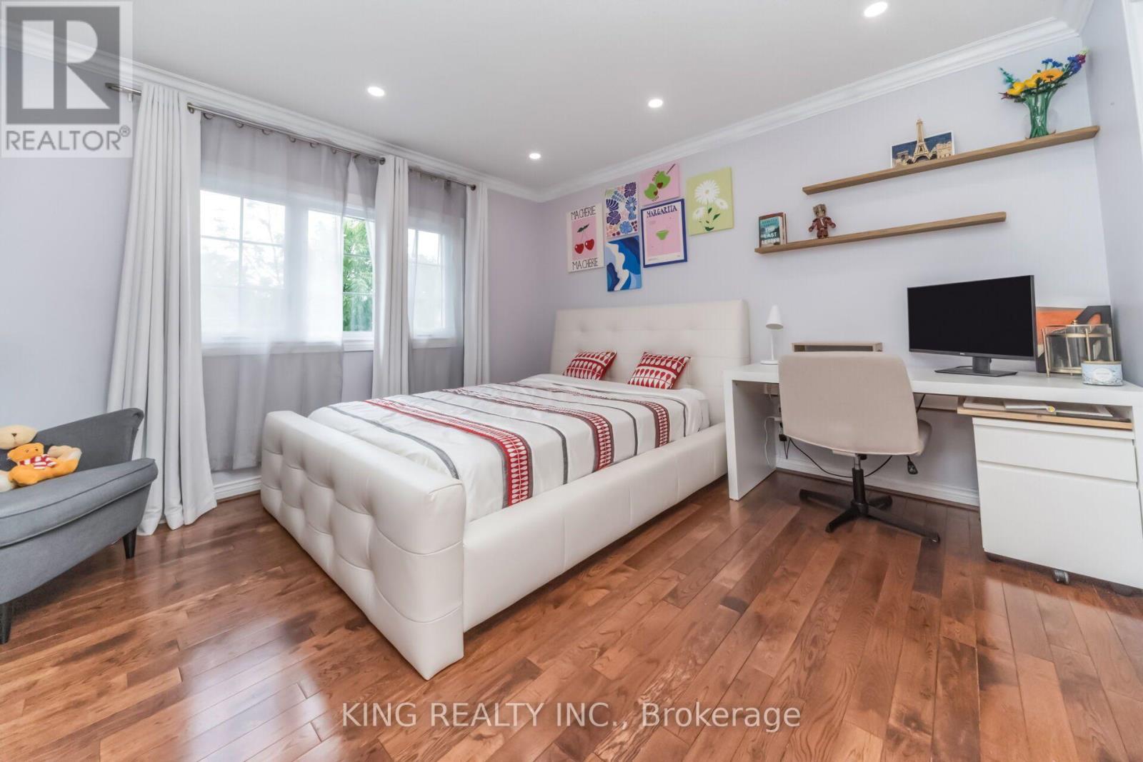 1427 Grossi Street, Mississauga, Ontario  L5V 1T9 - Photo 30 - W13677300