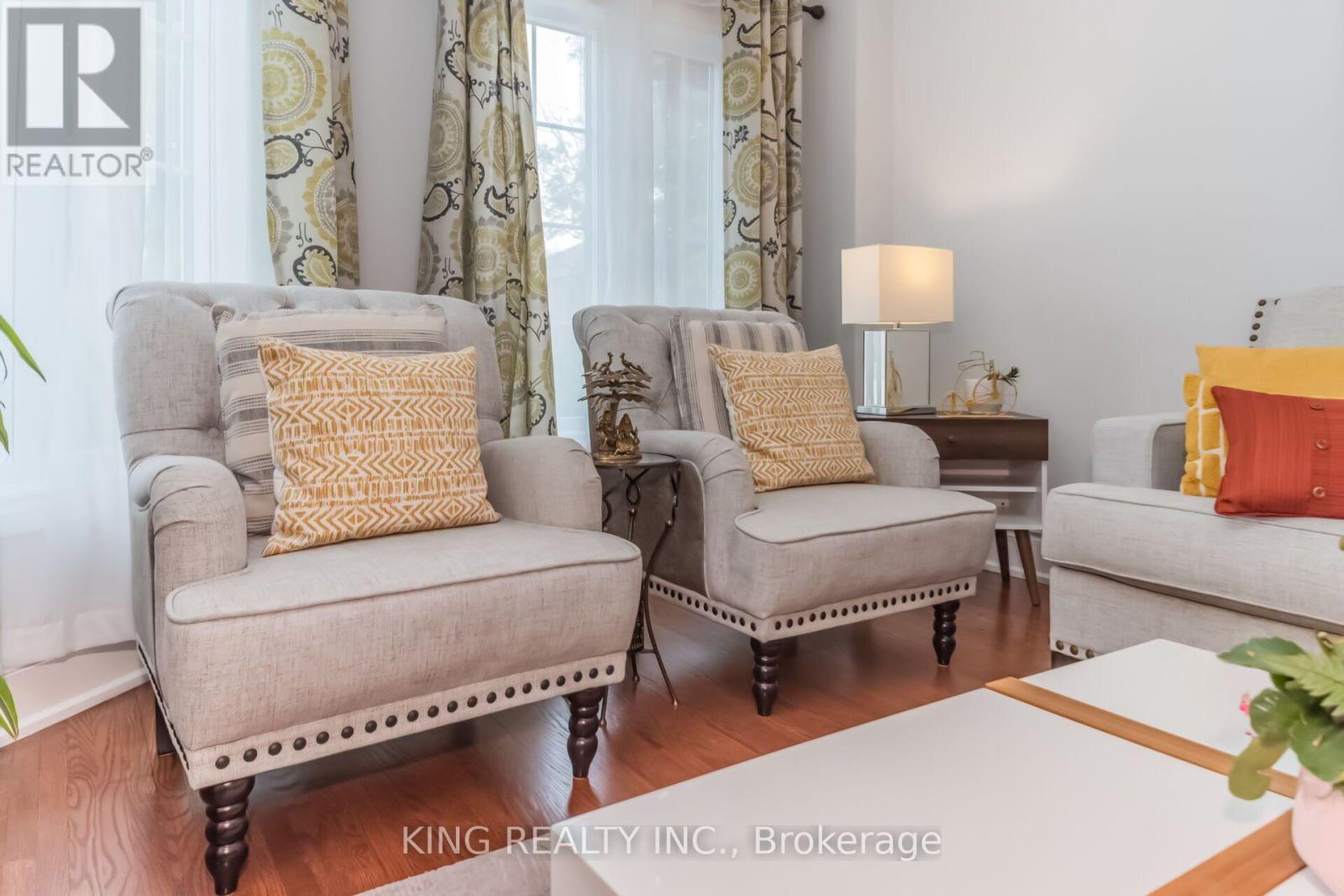 1427 Grossi Street, Mississauga, Ontario  L5V 1T9 - Photo 6 - W13677300