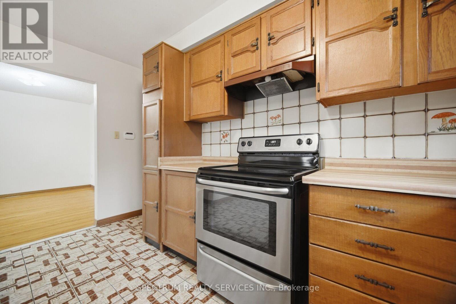 103 John Lindsay Court, Toronto, Ontario  M3L 2L1 - Photo 18 - W13677344