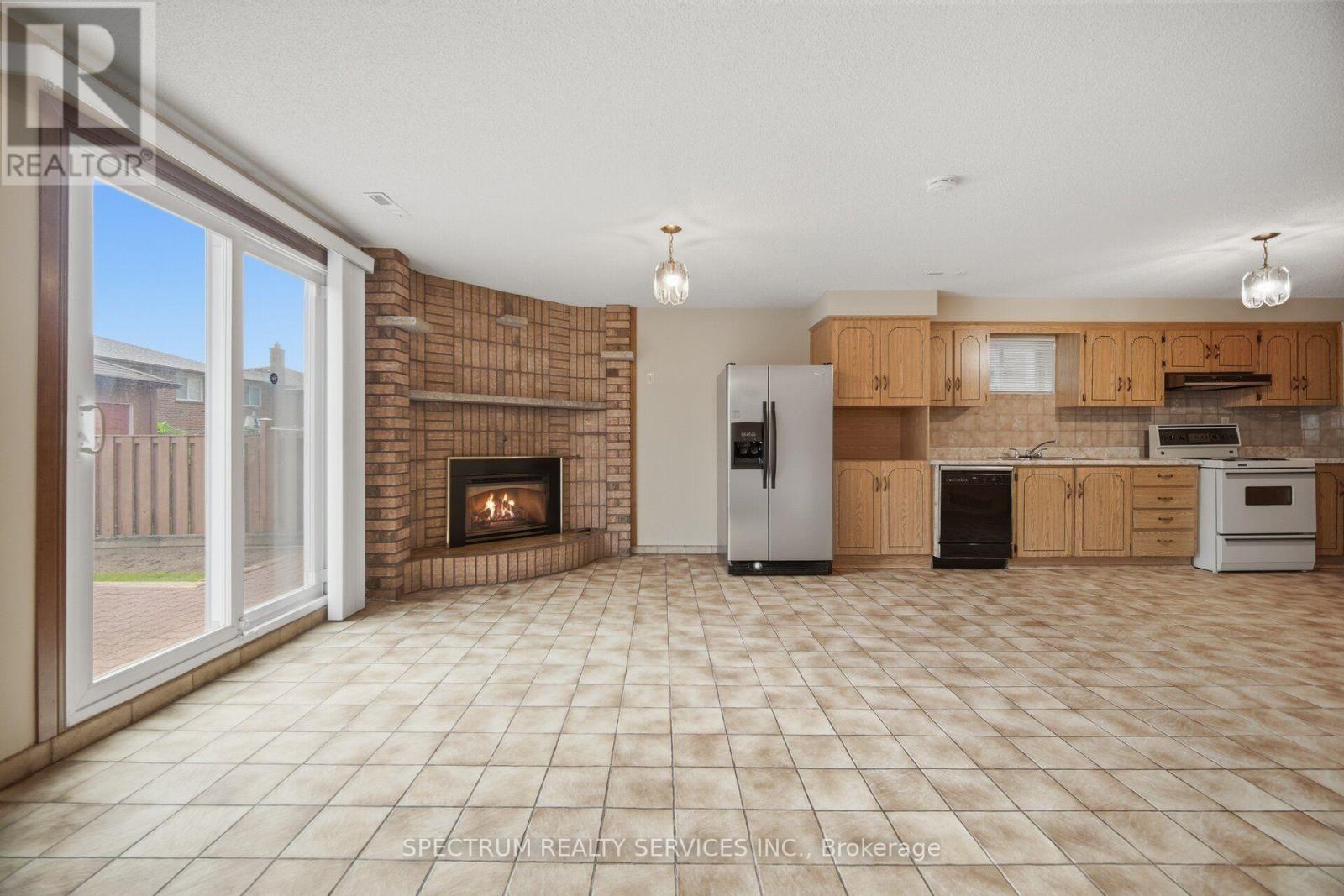 103 John Lindsay Court, Toronto, Ontario  M3L 2L1 - Photo 33 - W13677344