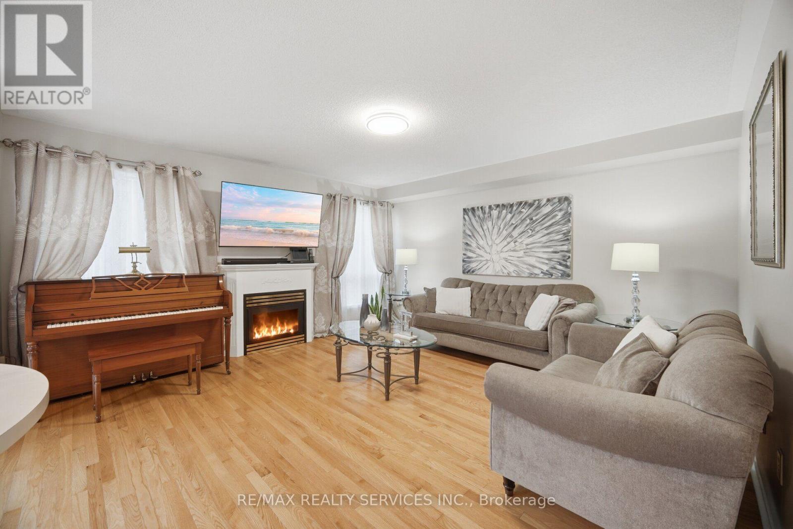 39 Legend Lane, Brampton, Ontario  L6X 5B6 - Photo 19 - W13677348