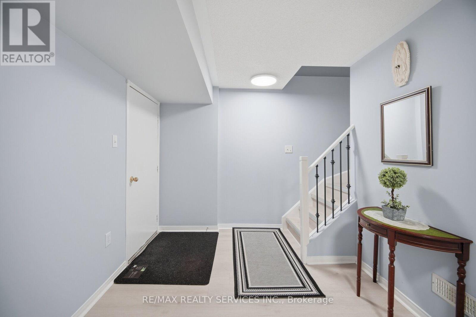39 Legend Lane, Brampton, Ontario  L6X 5B6 - Photo 35 - W13677348