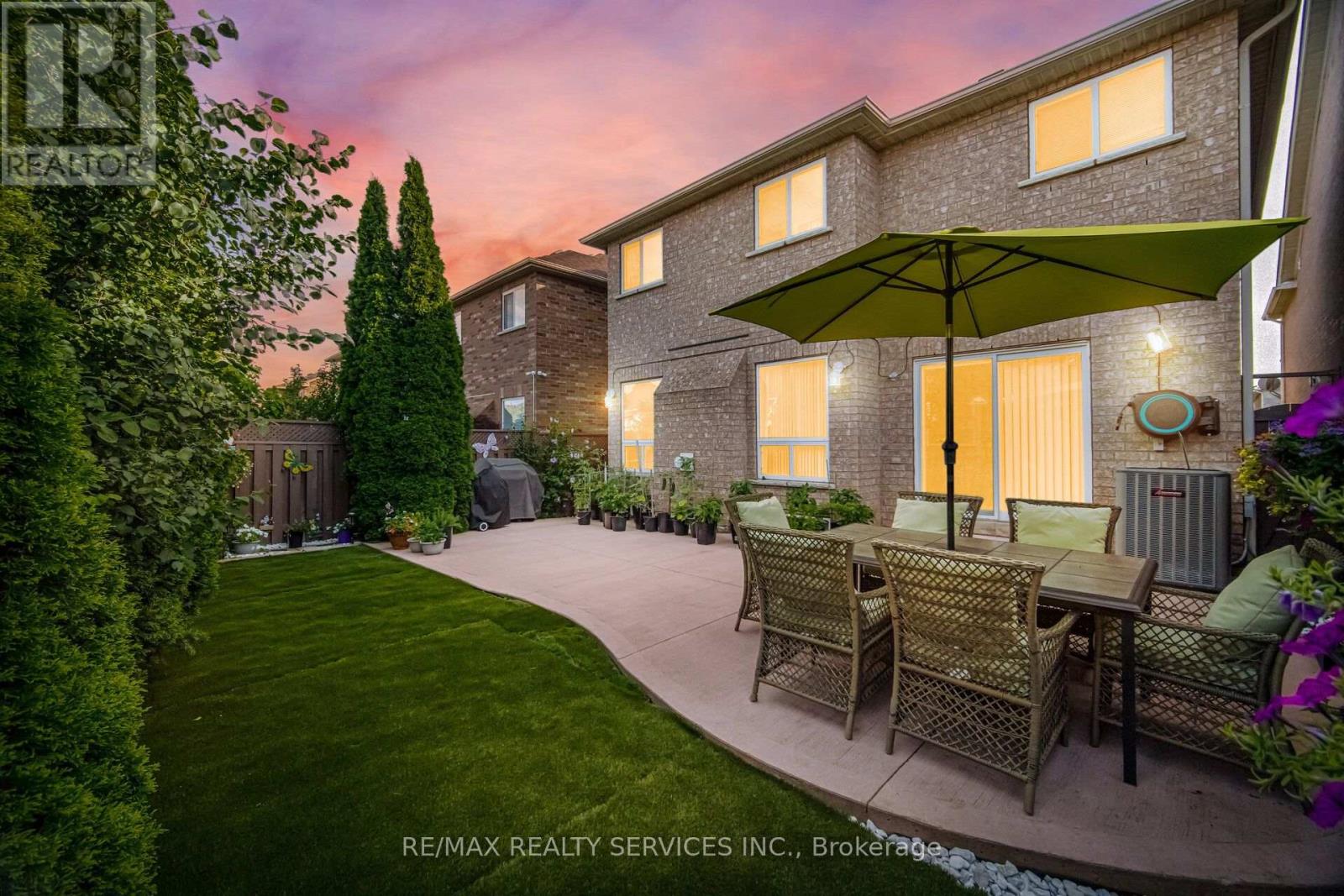 39 Legend Lane, Brampton, Ontario  L6X 5B6 - Photo 49 - W13677348