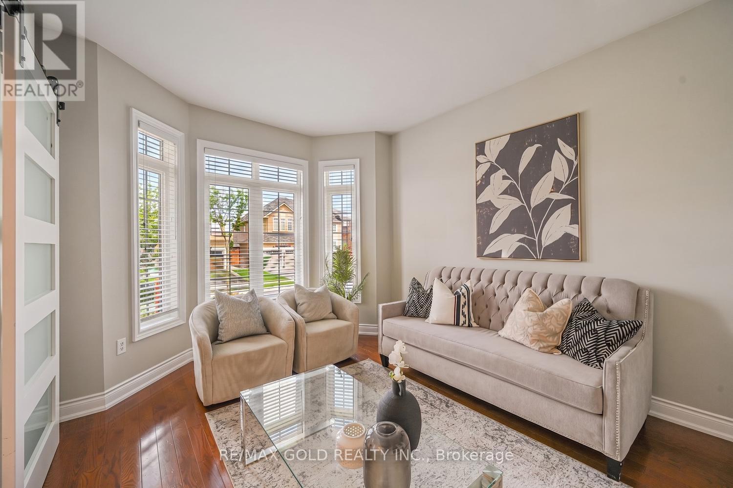 28 Dokkum Crescent, Brampton, Ontario  L6Z 4T6 - Photo 11 - W13677376