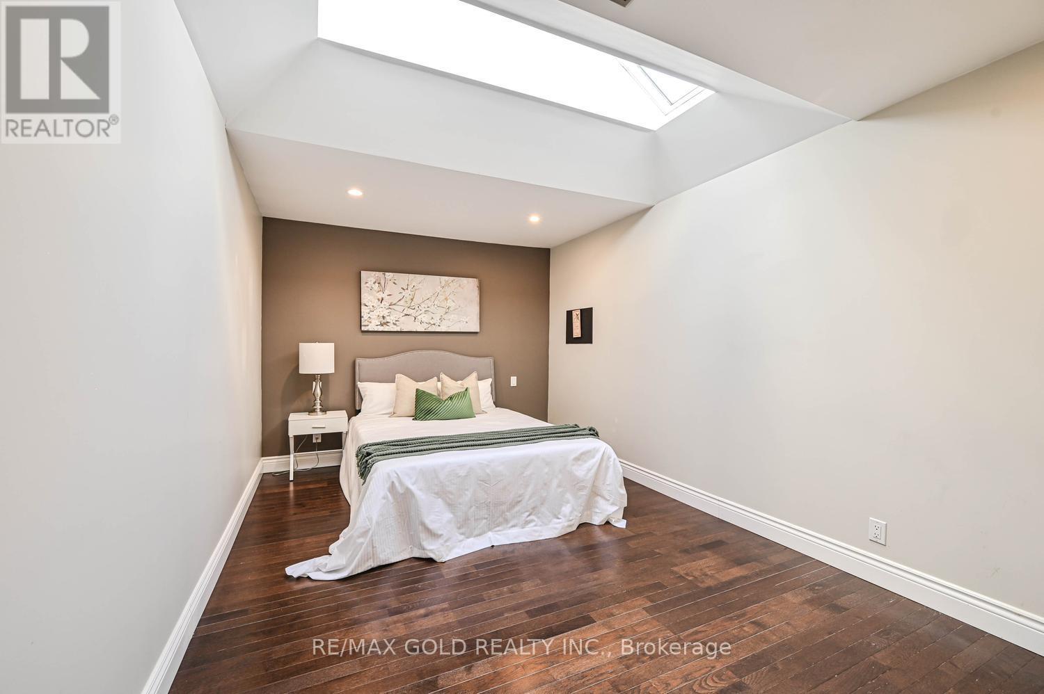 28 Dokkum Crescent, Brampton, Ontario  L6Z 4T6 - Photo 36 - W13677376