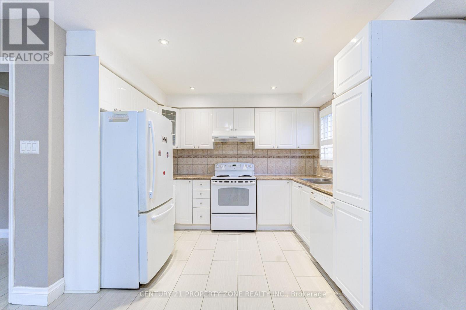 4 Compton Court, Caledon, Ontario  L7E 1L4 - Photo 13 - W13677456