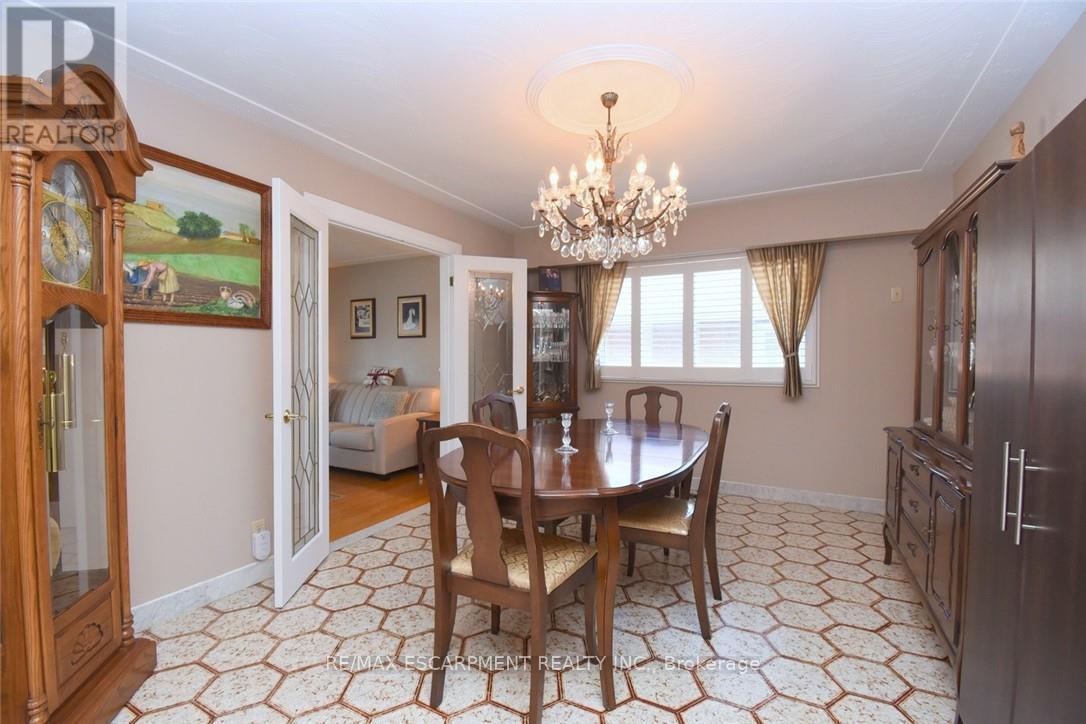 36 Abbington Drive, Hamilton, Ontario  L9C 4R3 - Photo 12 - X13677368