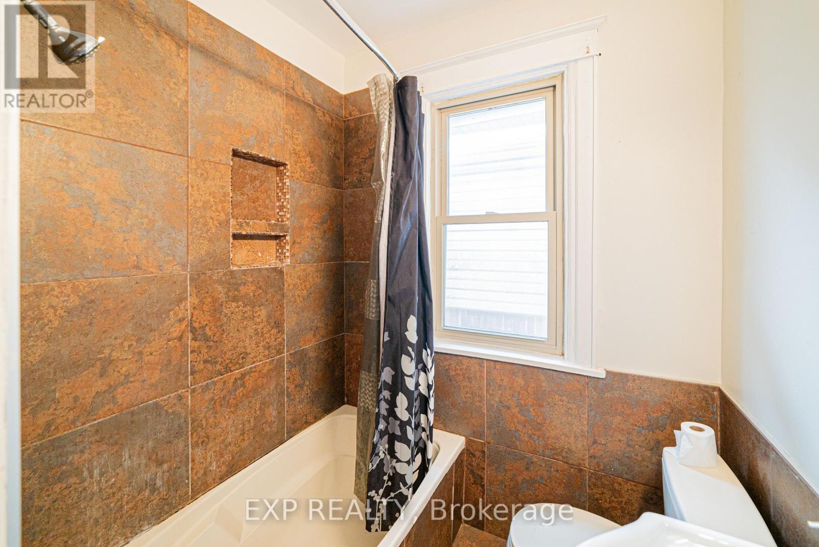 Main - 52 Proctor Boulevard, Hamilton, Ontario  L8M 2M4 - Photo 24 - X13677380