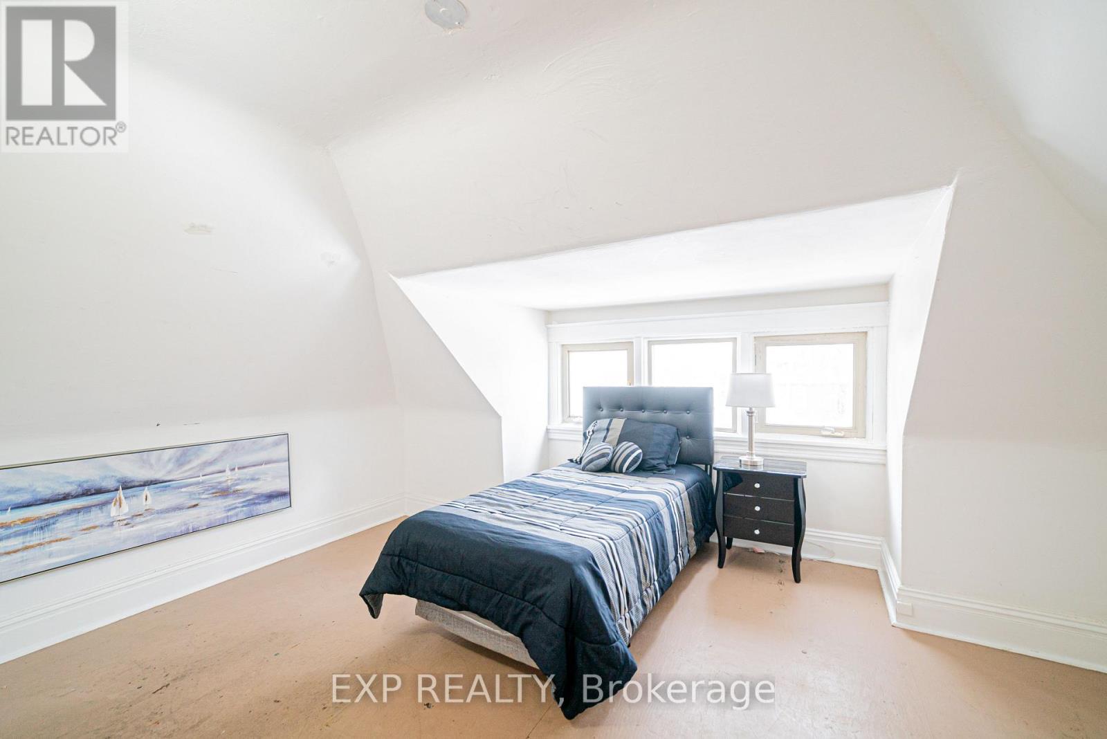 Main - 52 Proctor Boulevard, Hamilton, Ontario  L8M 2M4 - Photo 27 - X13677380