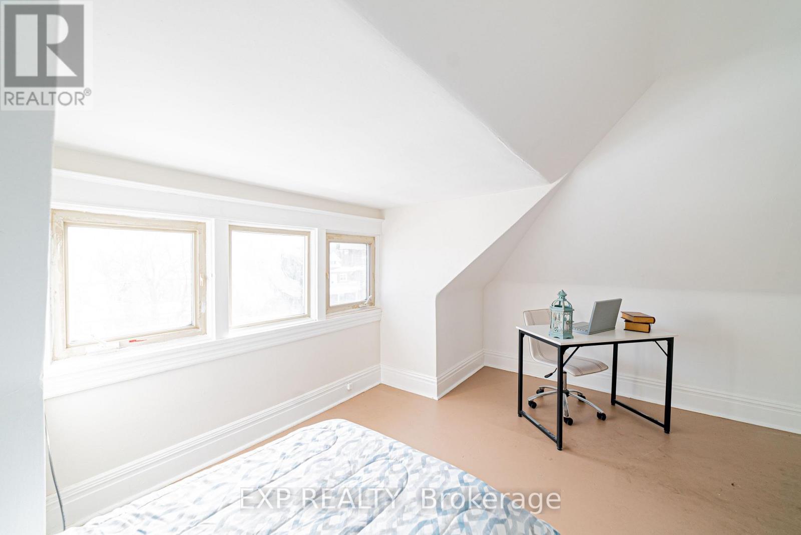 Main - 52 Proctor Boulevard, Hamilton, Ontario  L8M 2M4 - Photo 29 - X13677380