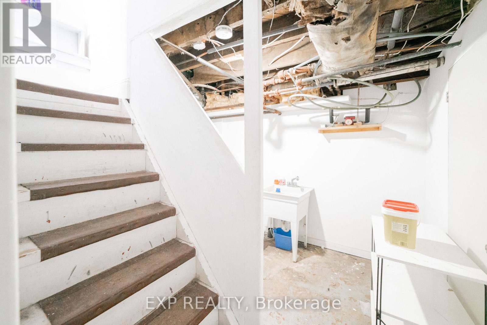 Main - 52 Proctor Boulevard, Hamilton, Ontario  L8M 2M4 - Photo 31 - X13677380