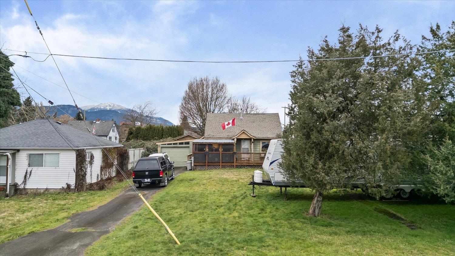46297 Gore Avenue, Chilliwack Proper East, Chilliwack, British Columbia  V2P 2A2 - Photo 4 - R3125636