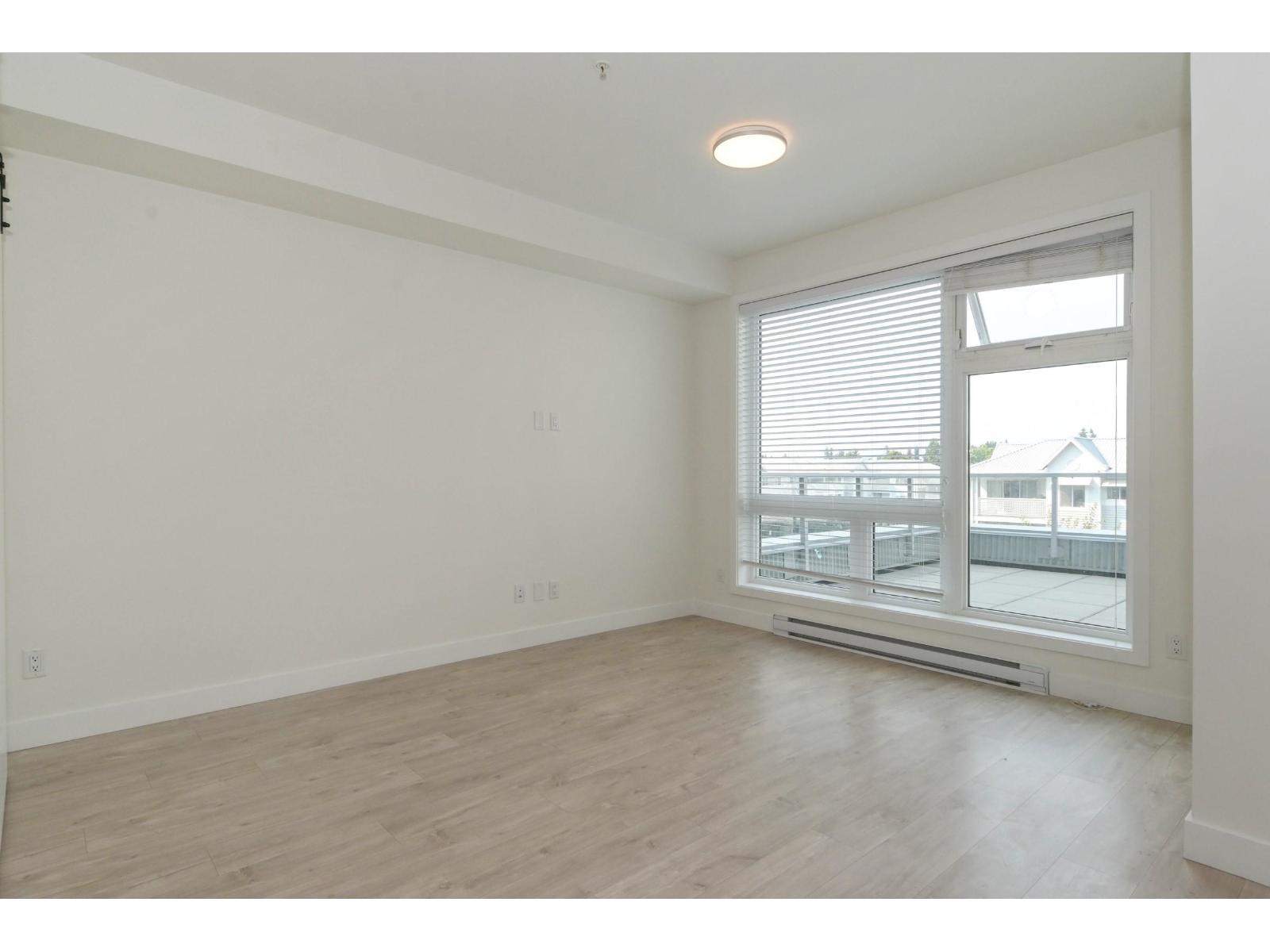 313 32838 Landeau Place, Abbotsford, British Columbia  V2S 0M6 - Photo 3 - R3155013