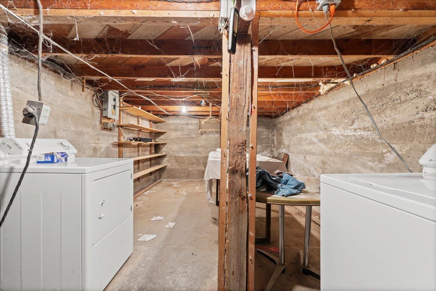 46297 Gore Avenue, Chilliwack Proper East, Chilliwack, British Columbia  V2P 2A2 - Photo 19 - R3125636
