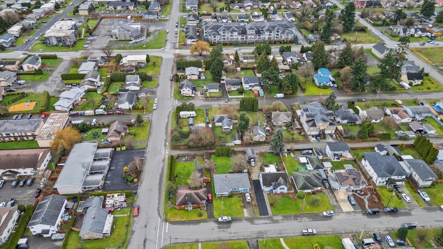 46297 Gore Avenue, Chilliwack Proper East, Chilliwack, British Columbia  V2P 2A2 - Photo 24 - R3125636