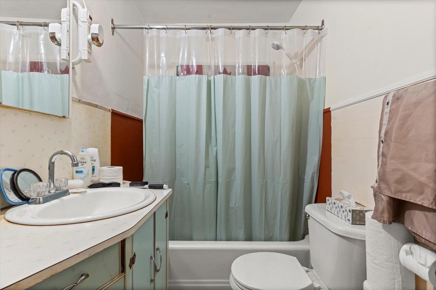 46297 Gore Avenue, Chilliwack Proper East, Chilliwack, British Columbia  V2P 2A2 - Photo 13 - R3125636