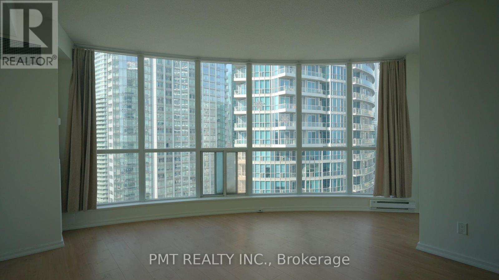 2401 - 208 Queens Quay W, Toronto, Ontario  M5J 2Y5 - Photo 12 - C13571396