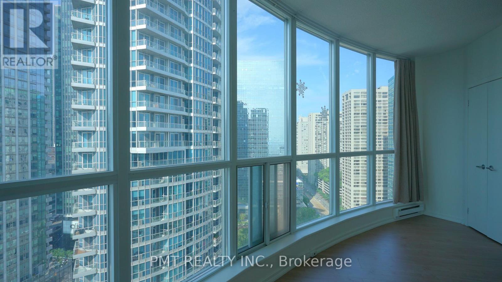 2401 - 208 Queens Quay W, Toronto, Ontario  M5J 2Y5 - Photo 13 - C13571396