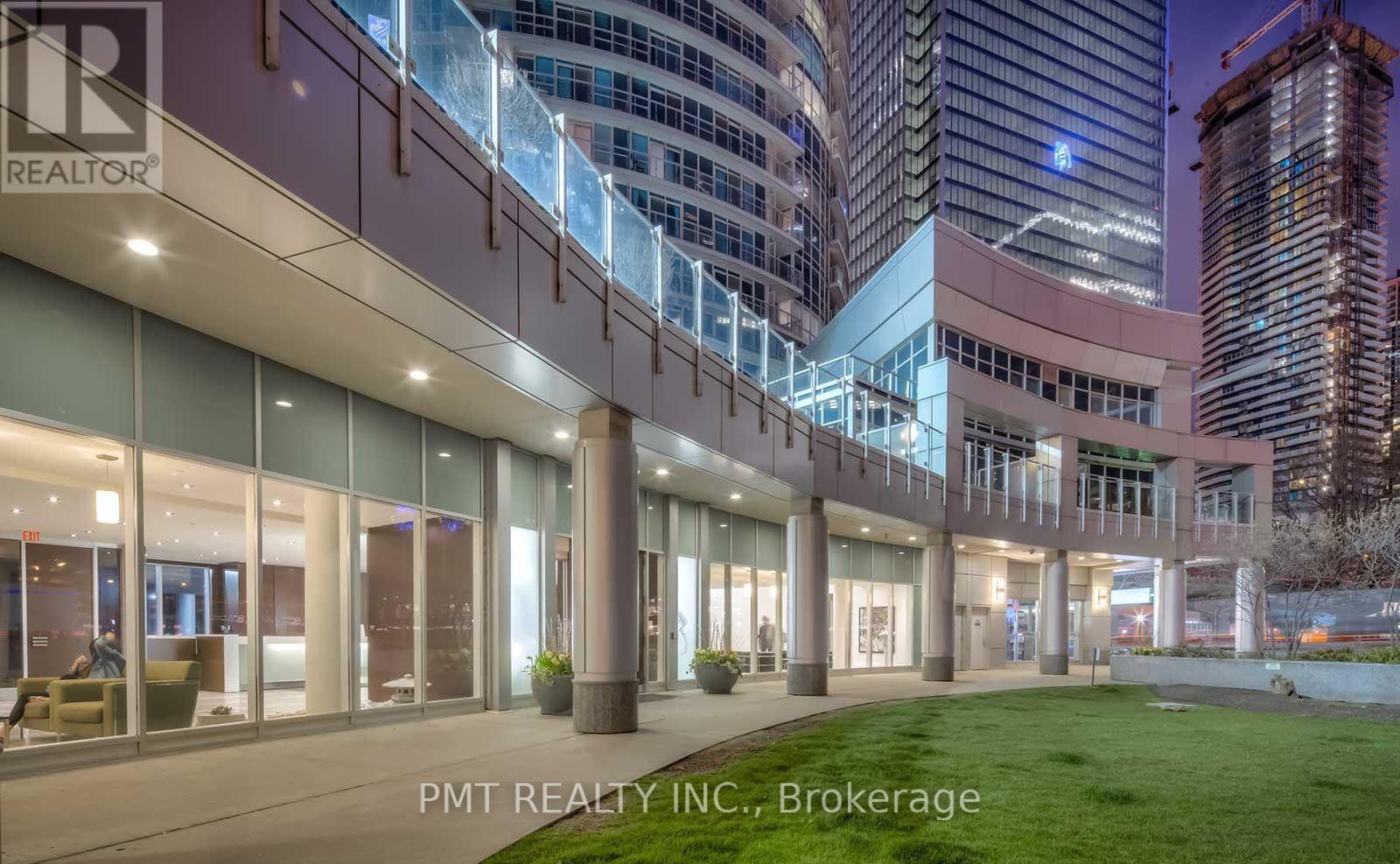 2401 - 208 Queens Quay W, Toronto, Ontario  M5J 2Y5 - Photo 19 - C13571396