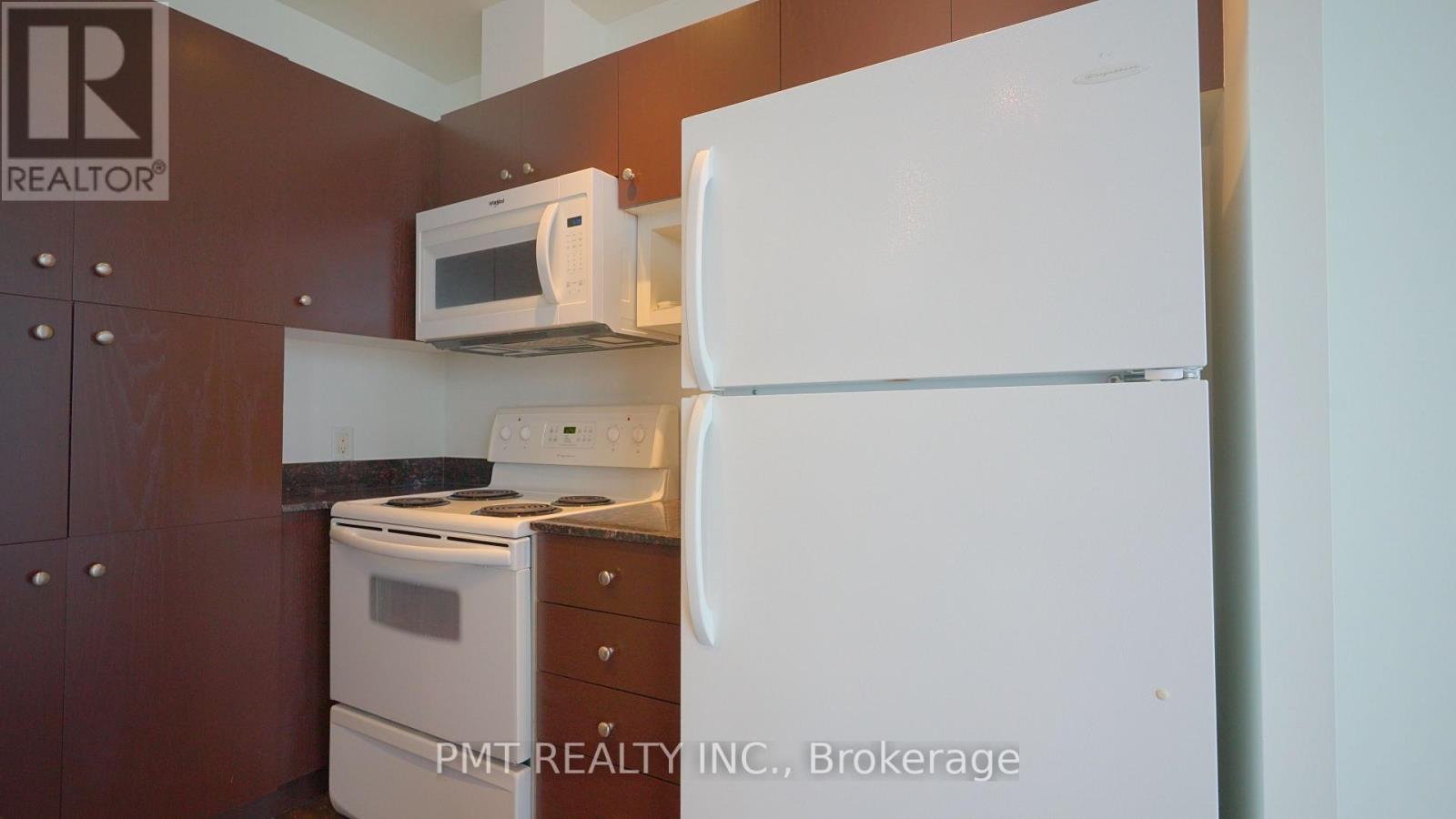 2401 - 208 Queens Quay W, Toronto, Ontario  M5J 2Y5 - Photo 6 - C13571396
