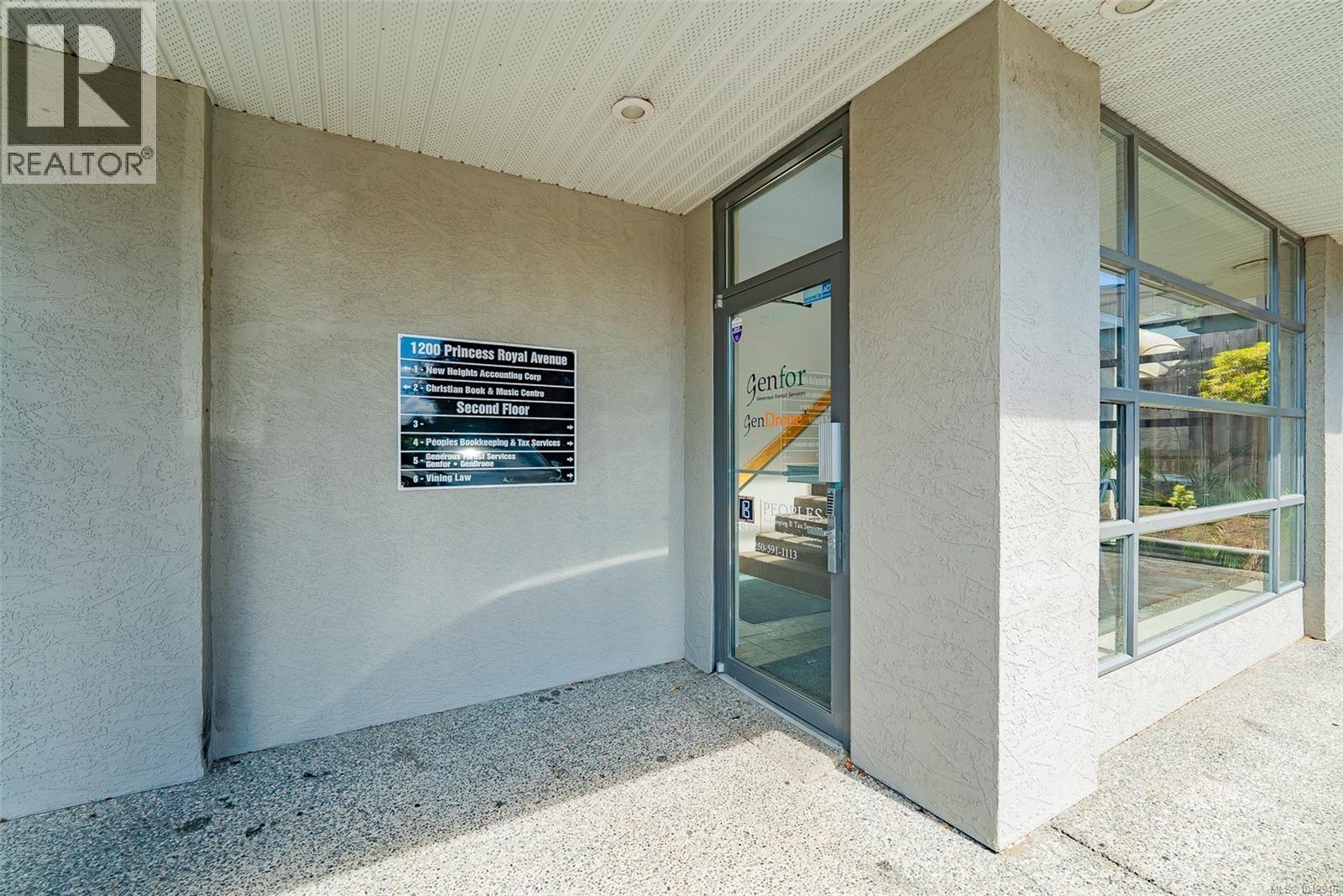 3 1200 Princess Royal Ave, Nanaimo, British Columbia  V9S 3Z7 - Photo 2 - 1042946