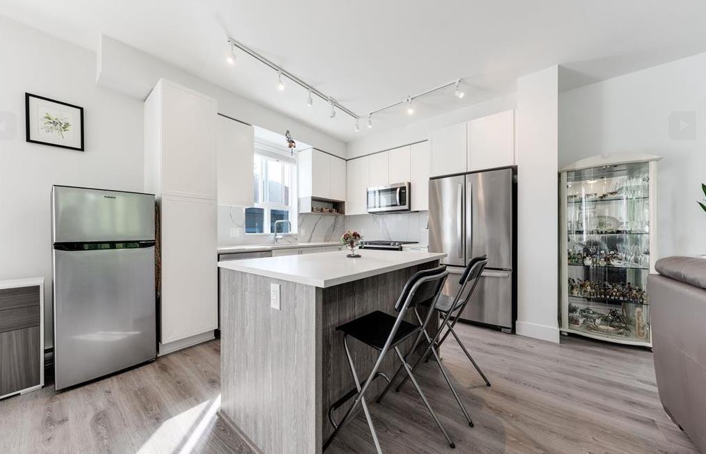 114 9688 162a Street, Surrey, British Columbia  V4N 6V3 - Photo 4 - R3155536