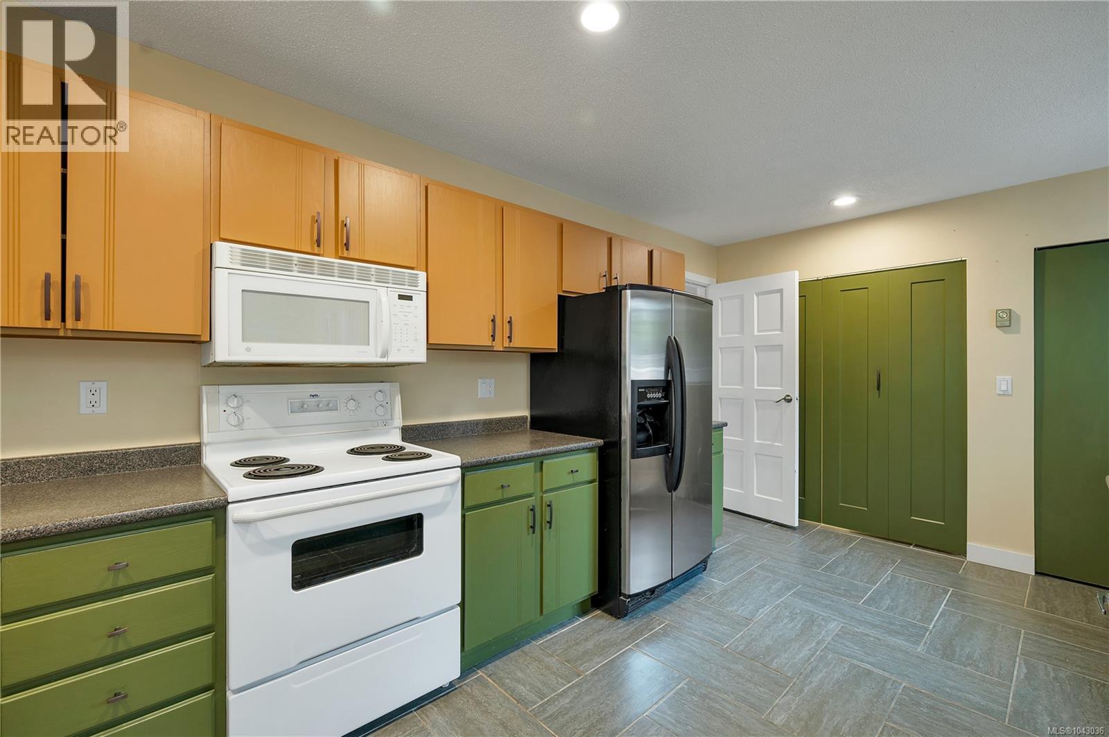 428 Raza Pl, Campbell River, British Columbia  V9W 6T3 - Photo 16 - 1043036