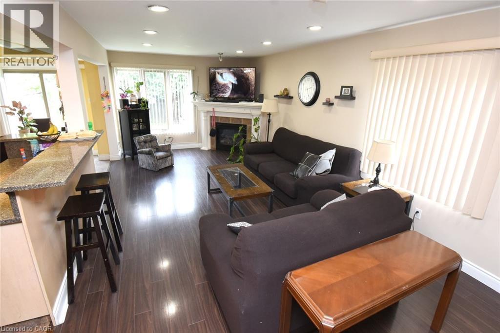 509 Southridge Drive, Hamilton, Ontario  L9C 7V4 - Photo 8 - 40853547