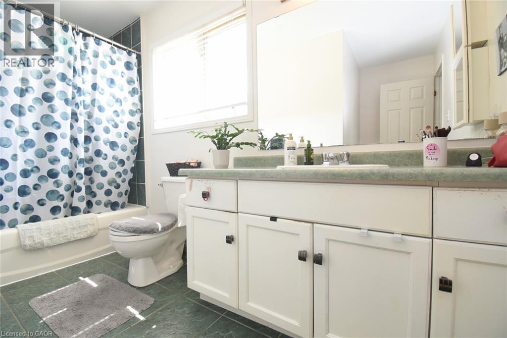 509 Southridge Drive, Hamilton, Ontario  L9C 7V4 - Photo 17 - 40853547