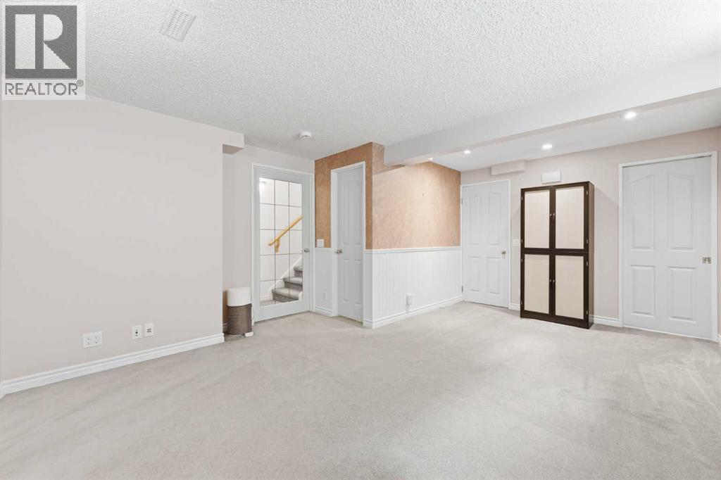 224 Erin Dale Place Se, Calgary, Alberta  T2B 2R7 - Photo 28 - A2333216