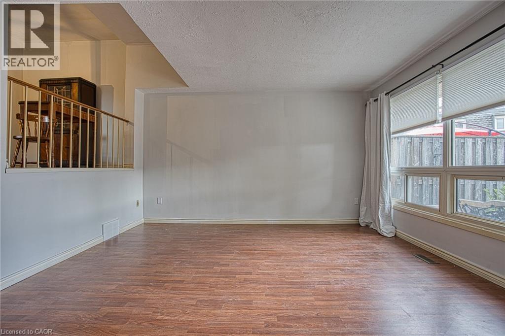 7 Viking Court Unit# 404, Grimsby, Ontario  L3M 3T8 - Photo 5 - 40855696