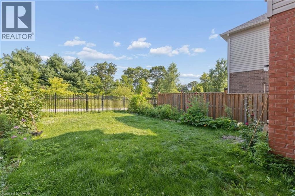242 Moorlands Crescent, Kitchener, Ontario  N2R 0B3 - Photo 32 - 40855798