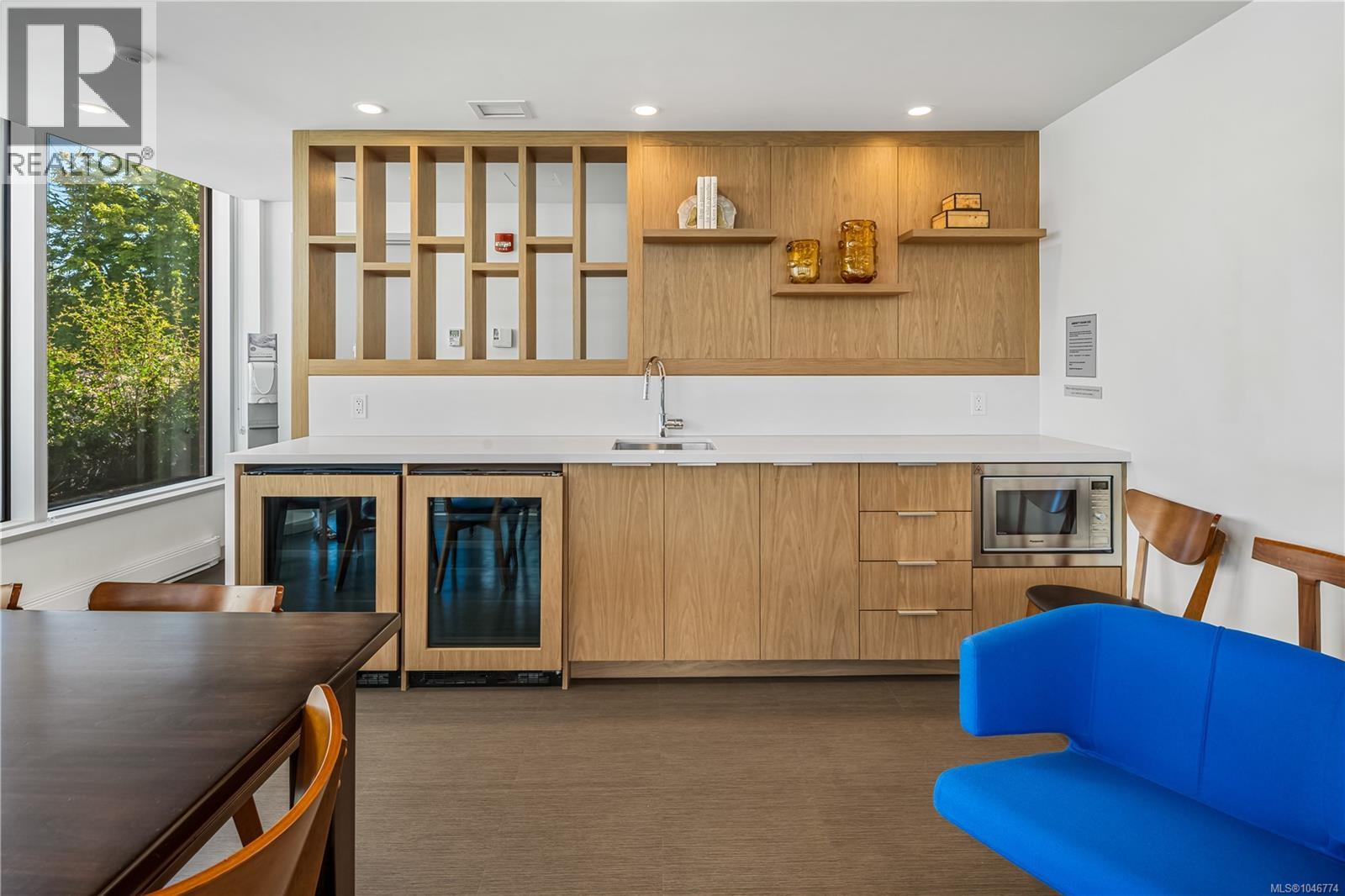 116 530 Michigan St, Victoria, British Columbia  V8V 0G2 - Photo 39 - 1046774