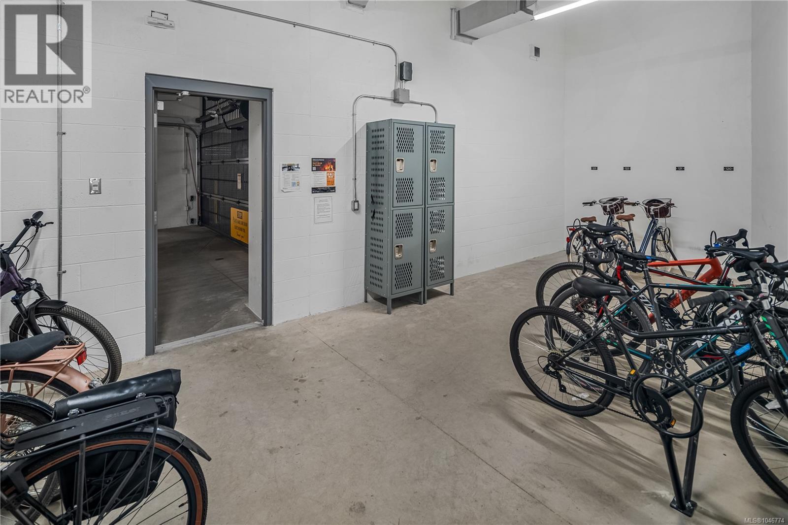 116 530 Michigan St, Victoria, British Columbia  V8V 0G2 - Photo 49 - 1046774