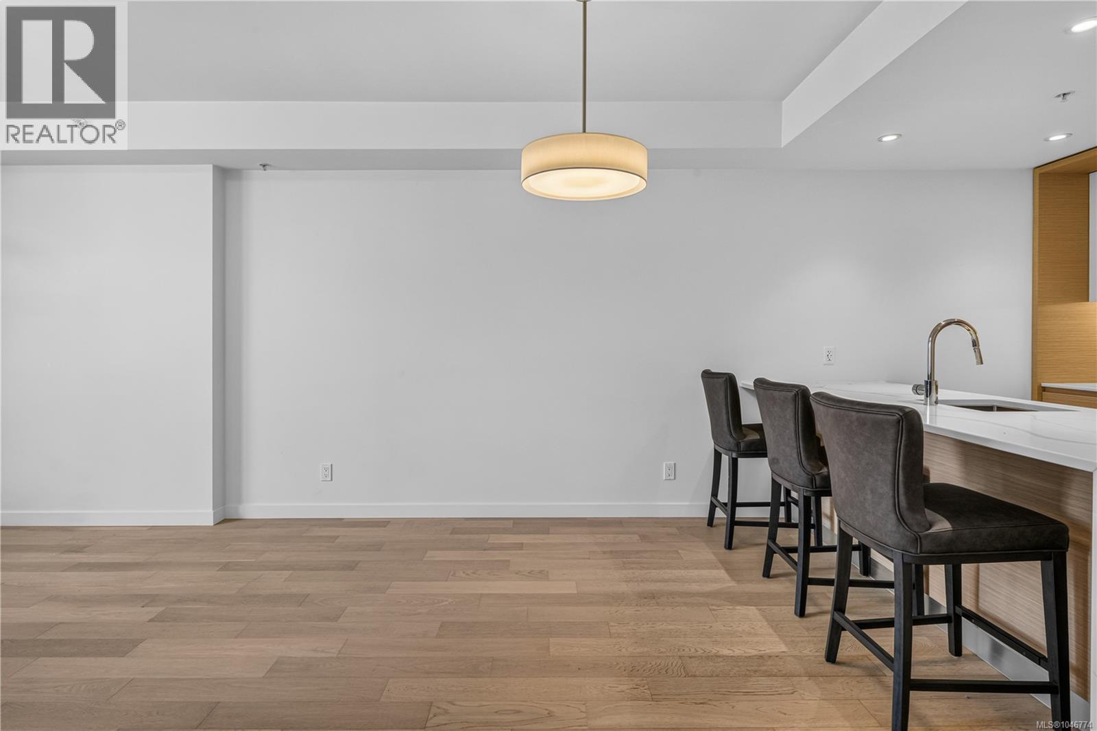 116 530 Michigan St, Victoria, British Columbia  V8V 0G2 - Photo 19 - 1046774