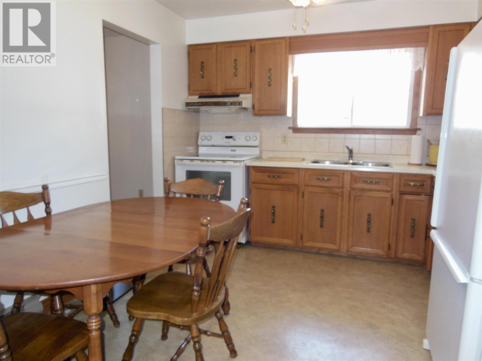 27 Parker Ave, Sault Ste. Marie, Ontario  P6B 1G6 - Photo 14 - SM262171