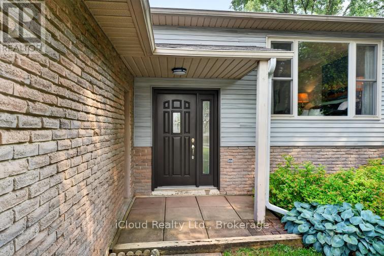 31 Richmond Street, Caledon, Ontario  L7K 0A2 - Photo 3 - W13581202