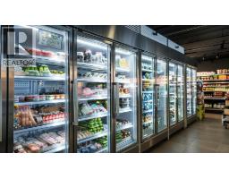 251 Harvey Avenue Unit# C, Kelowna, British Columbia