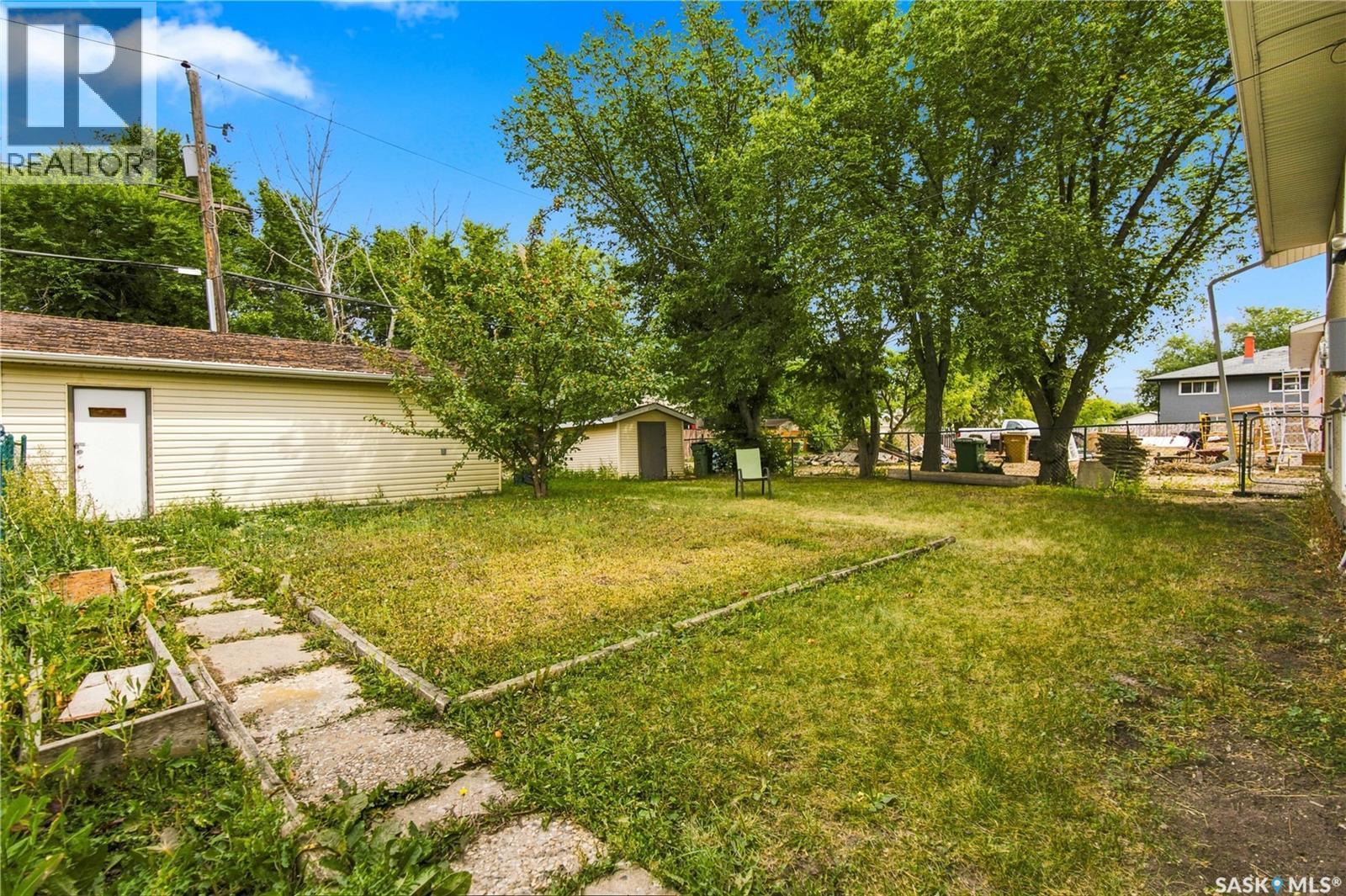 7110-7112 Dewdney Avenue, Regina, Saskatchewan  S4T 1E6 - Photo 44 - SK045644