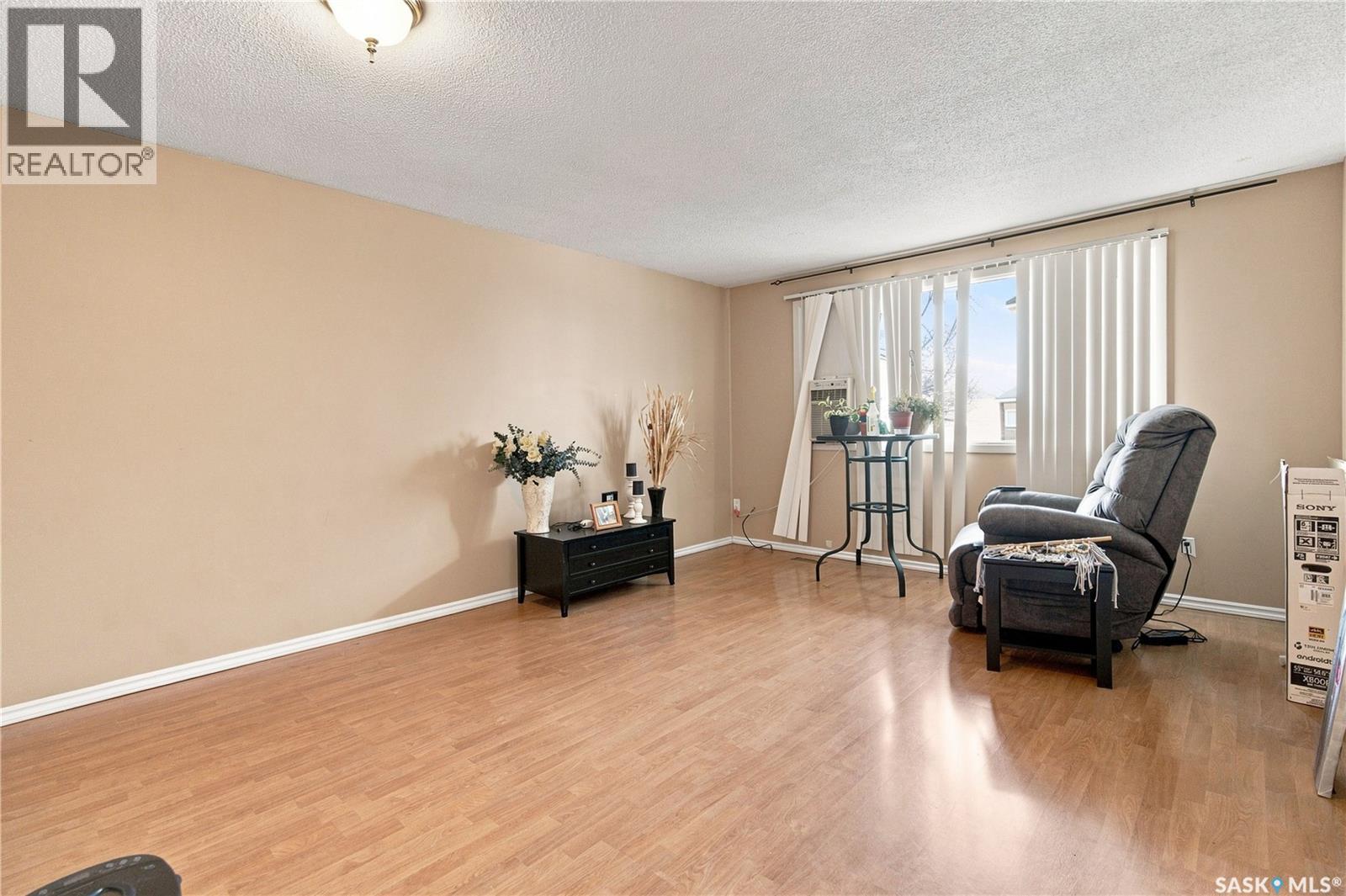 7110-7112 Dewdney Avenue, Regina, Saskatchewan  S4T 1E6 - Photo 6 - SK045644