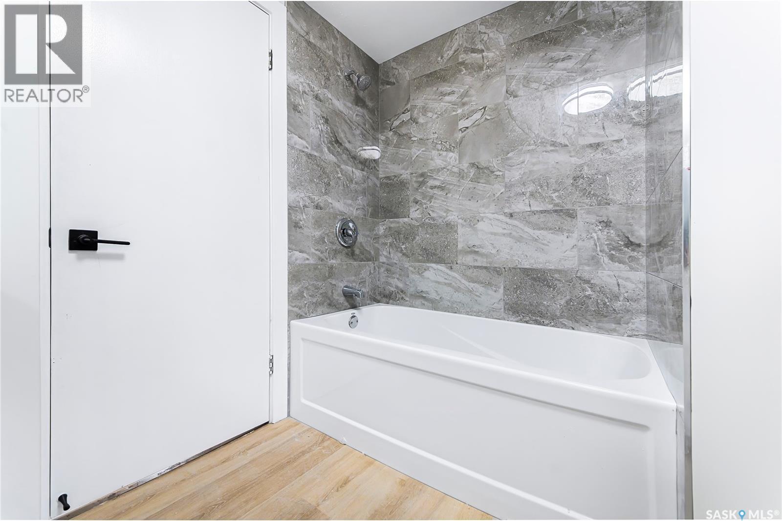 451 R Avenue S, Saskatoon, Saskatchewan  S7M 2Z4 - Photo 29 - SK045482