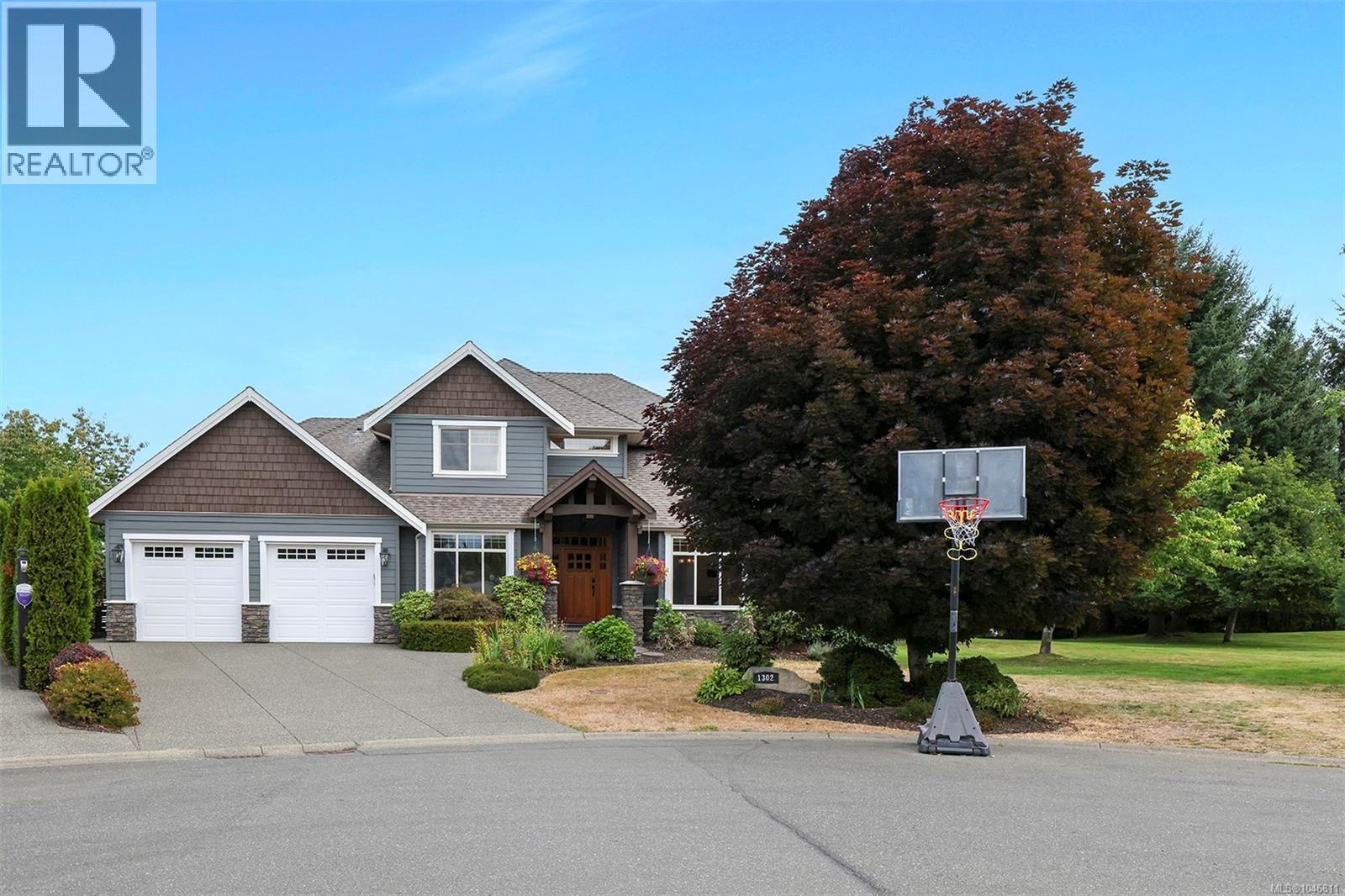 1302 Ocean View Ave, Comox, British Columbia  V9M 3R2 - Photo 2 - 1046811