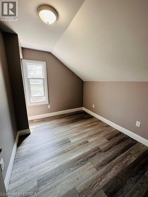 111 Spring Street, Brantford, Ontario  N3T 4M6 - Photo 3 - 40836234