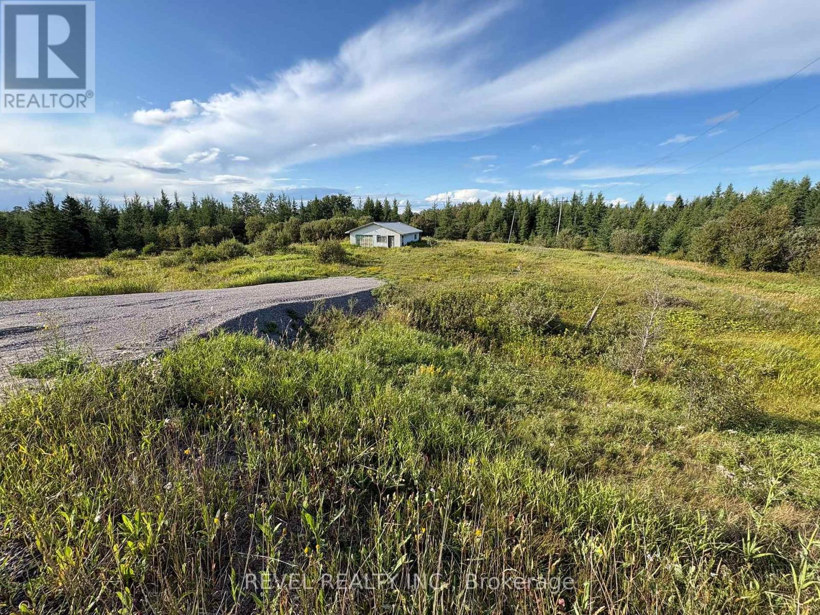 (MOONBEAM) - 341 HIGHWAY 11 HIGHWAY W, Kapuskasing, Ontario